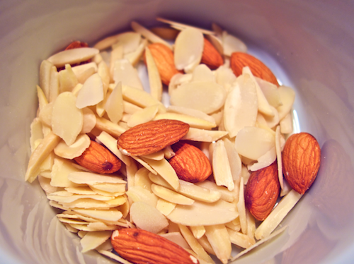 amandes pour la recette a la sauce piquante