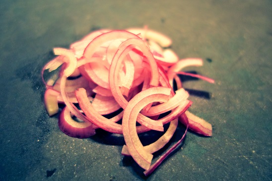 recette à la sauce piquante et oignons